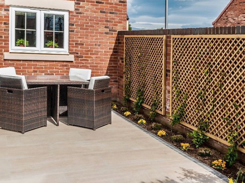 Lawnswood Crescent, Adel